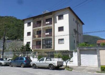 382  –  Apartamento no Alto  –  Teresópolis  –  R.J:.