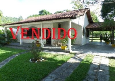 200  –  Sítio no Taquaral  –  Magé  –  R.J:.